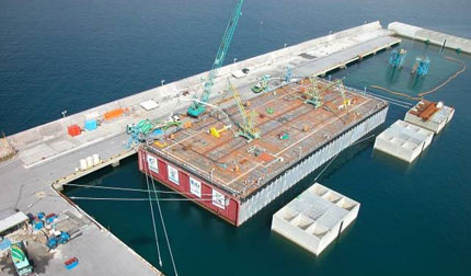 沈埋函製作状況